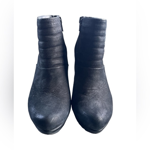 Paul Green Black Leather Zip Up Stacked Heel Ankle Boot, 7.5, Made in Austria - Picture 4 of 9